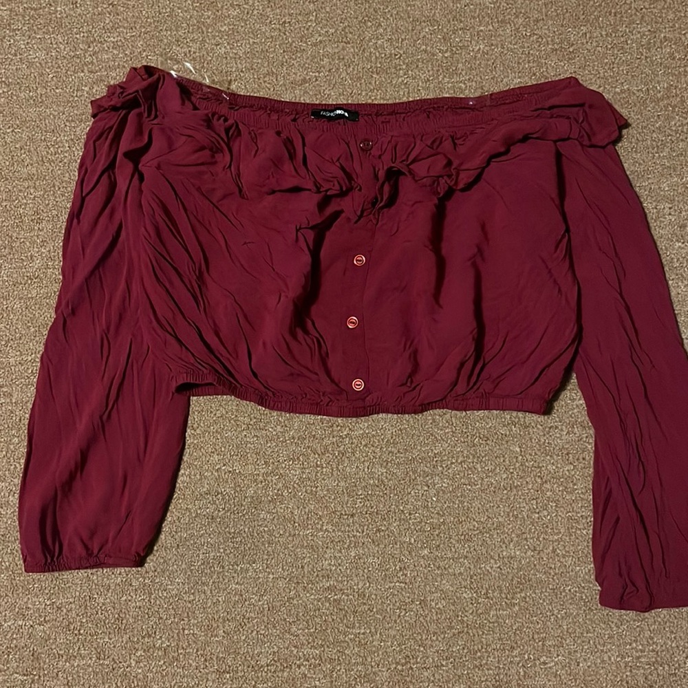 Long sleeve crop top